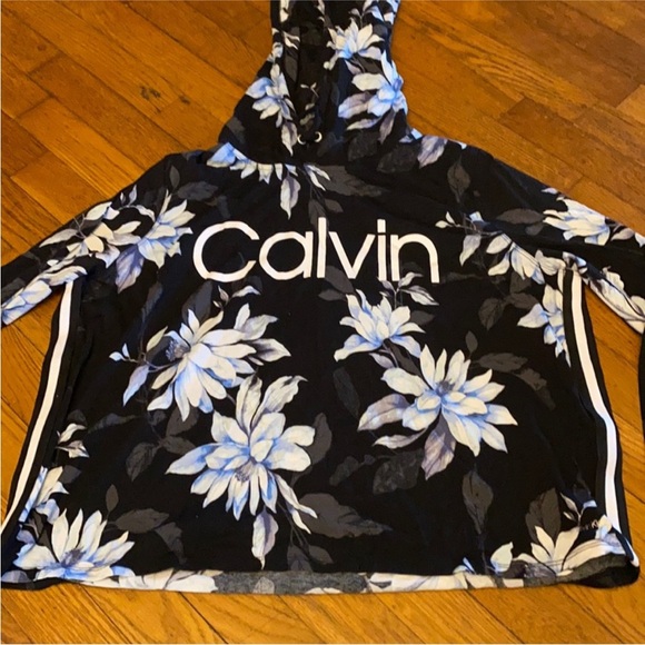 Calvin Klein Tops - Calvin Klein performance floral cropped hoodie